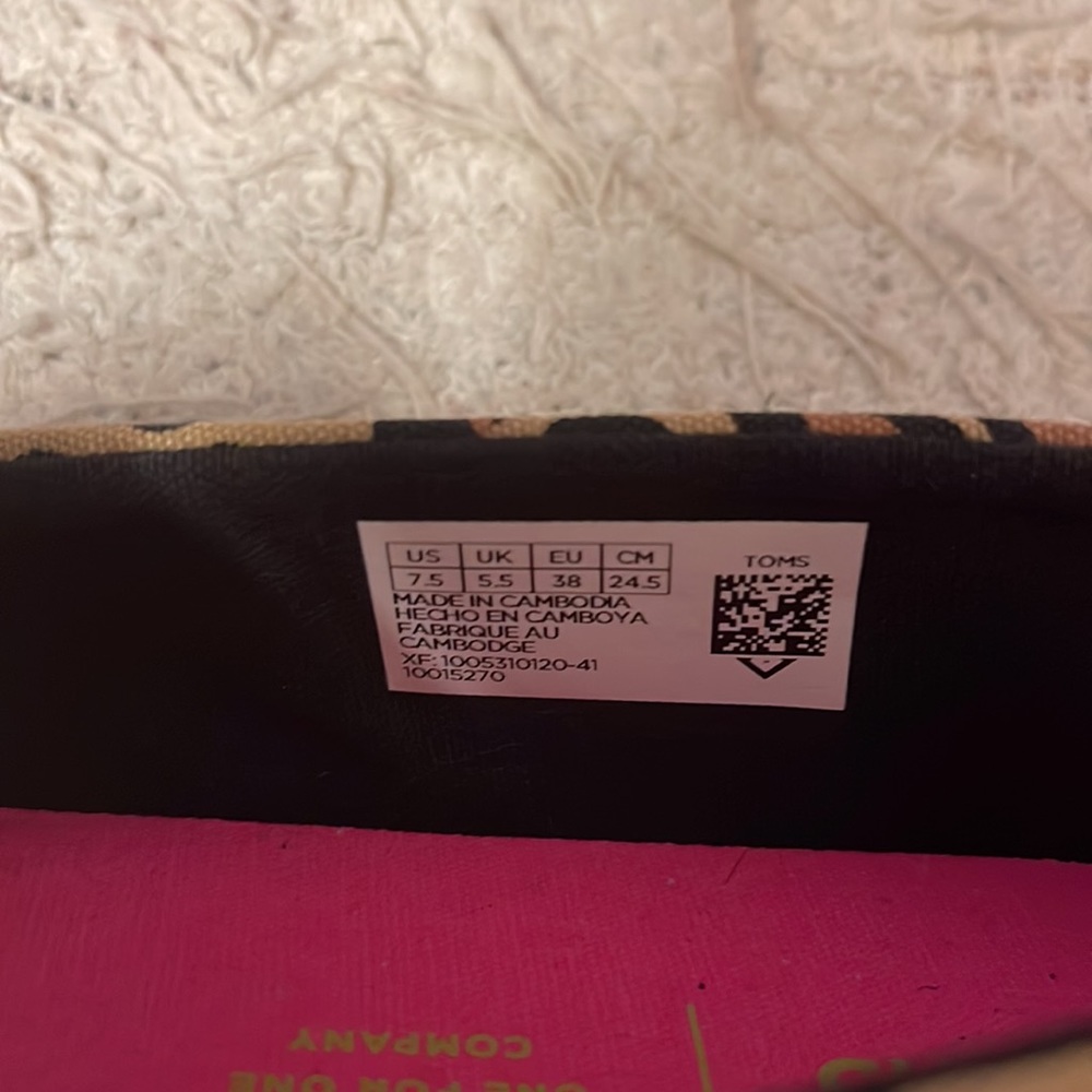 Toms 7.5 Animal Print - Picture 5 of 5